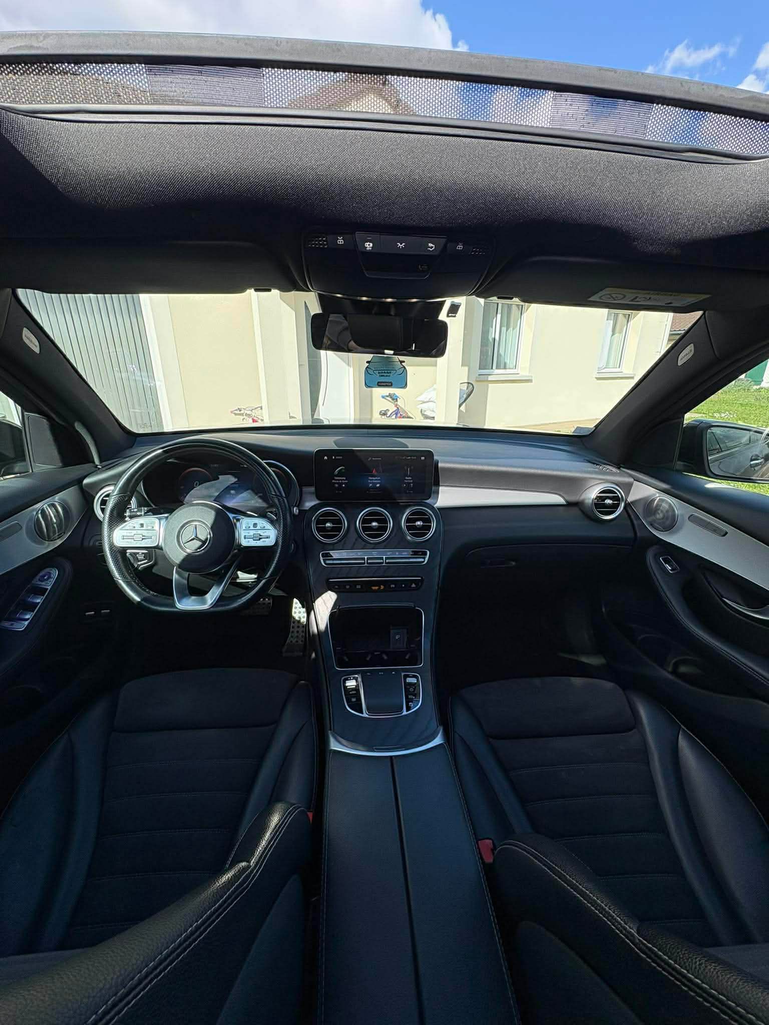 GLC 300 E 2.0i HYBRID 4-MATIC